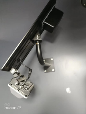 一體式太陽(yáng)能路燈